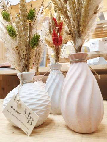 Vase en bton